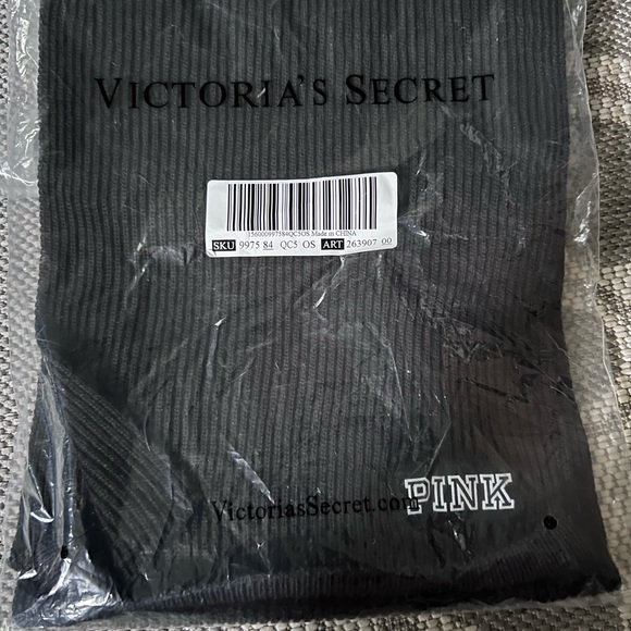 PINK VS Rib scarf NIP - Picture 3 of 3